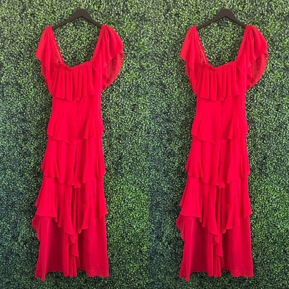 Badgley Mishka Red Off Shoulder Ruffle Gown Size 4 - Picture 4 of 10